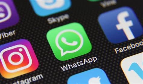 WhatsApp Facebook ve İnstagram Çöktü Mü?